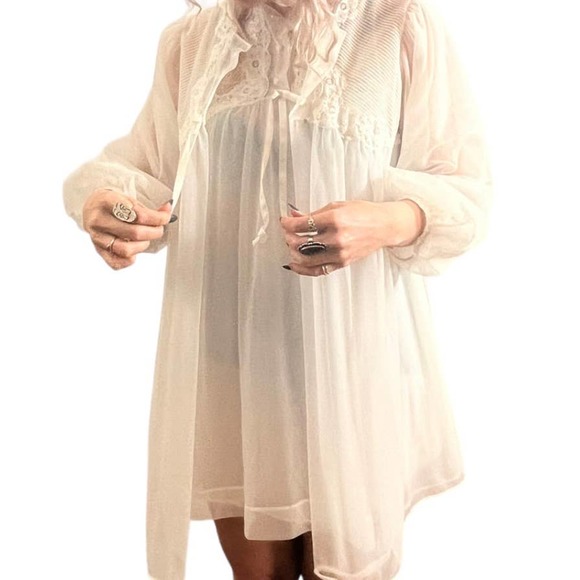 1960’s Mod Sheer White Peignoir Set Robe & Chemise, Small, Vintage Mid Century - Picture 1 of 8